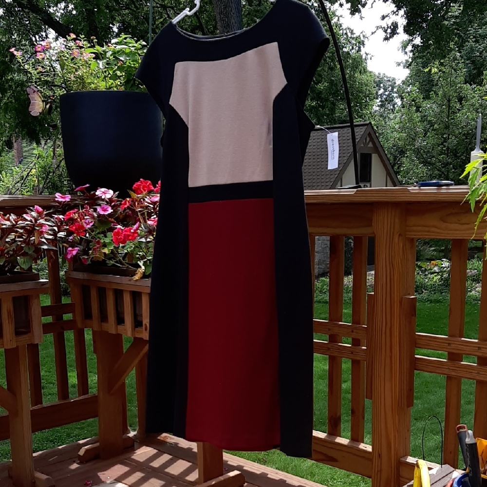 dressbarn  Colorblock Dress - Black/Burgundy/Tan SZ 16